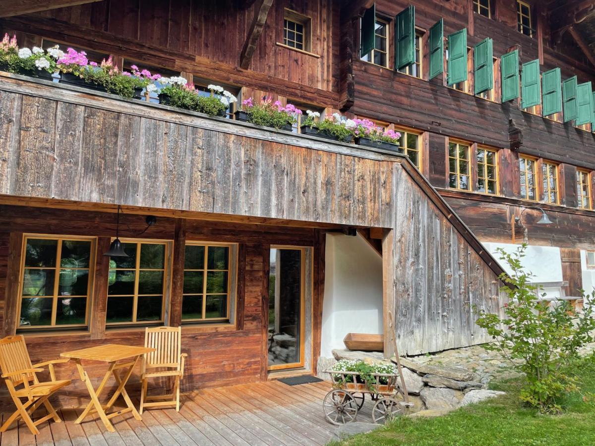 Alpen Charme - Chalet D'Hotes Et Spa Bed and Breakfast Gsteig Εξωτερικό φωτογραφία