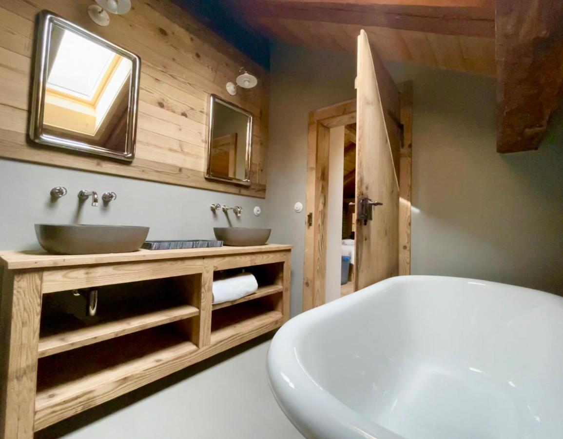 Alpen Charme - Chalet D'Hotes Et Spa Bed and Breakfast Gsteig Εξωτερικό φωτογραφία