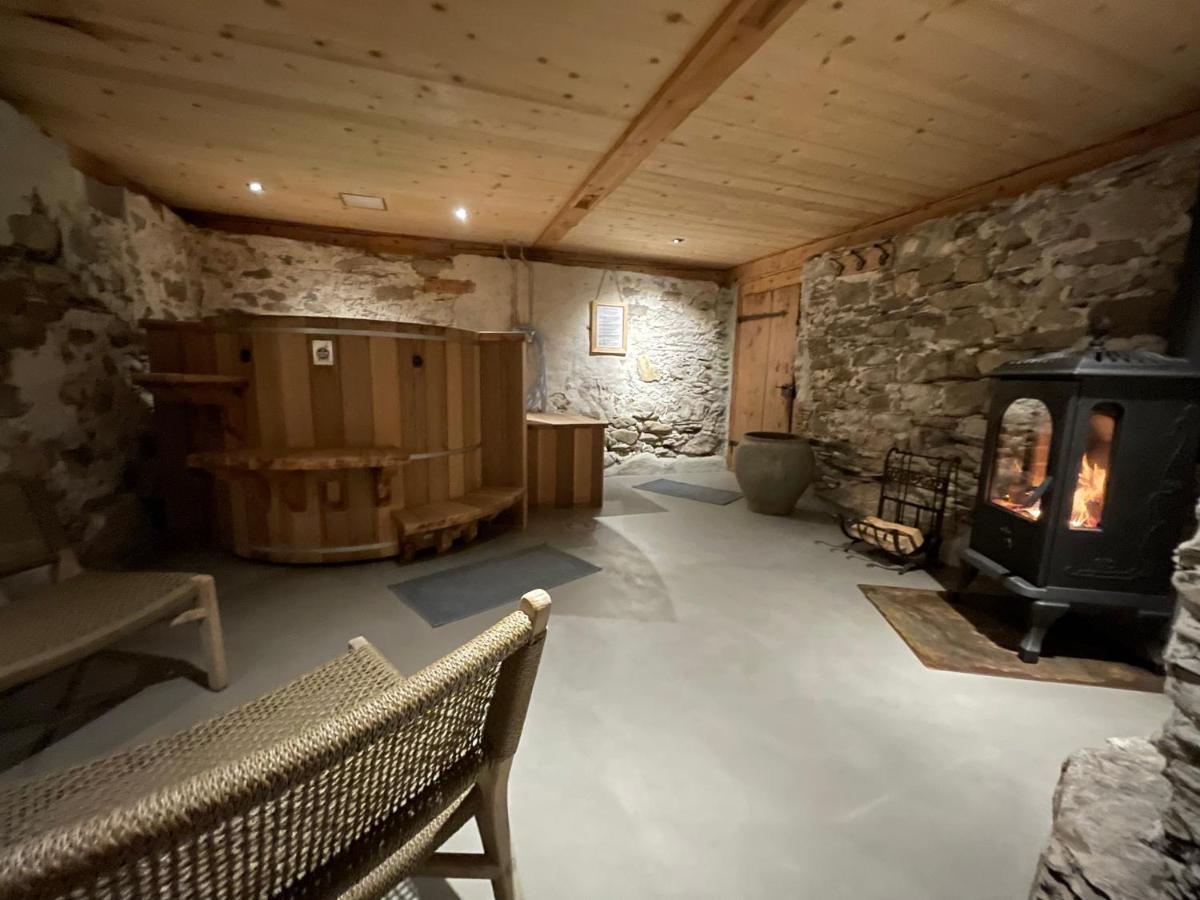 Alpen Charme - Chalet D'Hotes Et Spa Bed and Breakfast Gsteig Εξωτερικό φωτογραφία